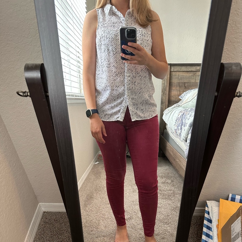 White button up professional shirt
